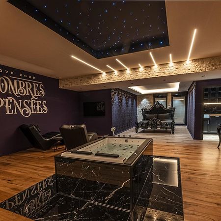 Sombres Pensees Metz Ngoại thất bức ảnh